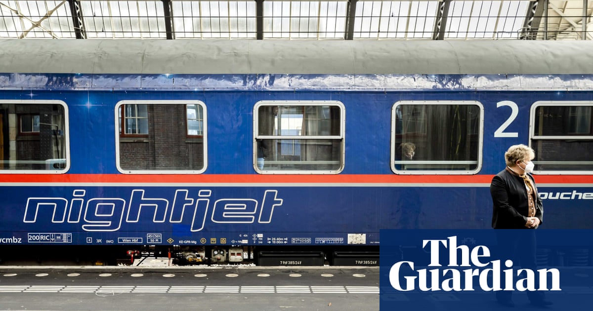 T he first night train between Berlin and Paris will depart on Monday evening after a nine-year hiatus, plugging a significant gap in Europe’s incre