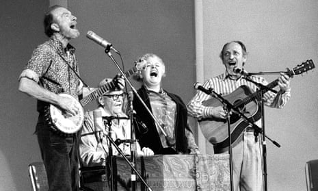 Fred Hellernan, right, with the Weavers at a reunion concert, Carnegie Hall, New York, in 1980.