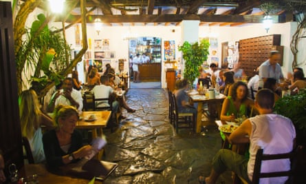 Bar Anita in Sant Carles de Peralta.