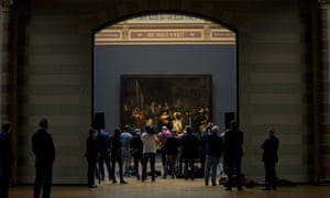 Rembrandts Nachtwache ist der Mittelpunkt der Ehrengalerie von Rijksmusem
