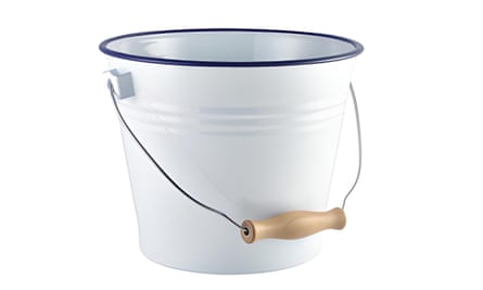 Enamel Bucket White with Blue Rim 22cm