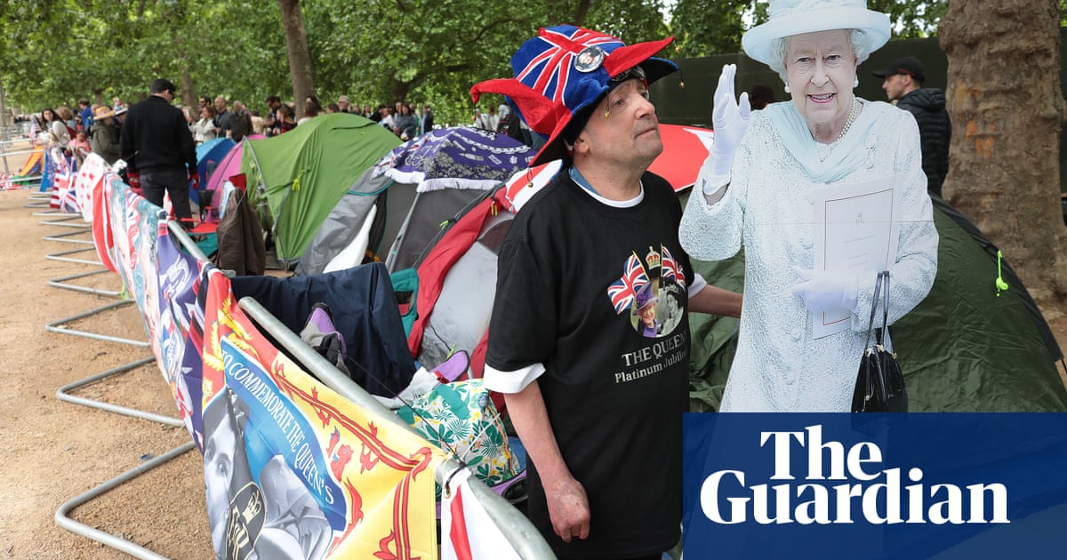 ‘It means a lot to us’: Mall campers endure downpours for view of jubilee pageantry