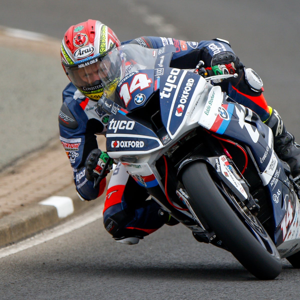 Superbike Rider Dan Kneen Dies In Crash At Isle Of Man Tt Sport The Guardian