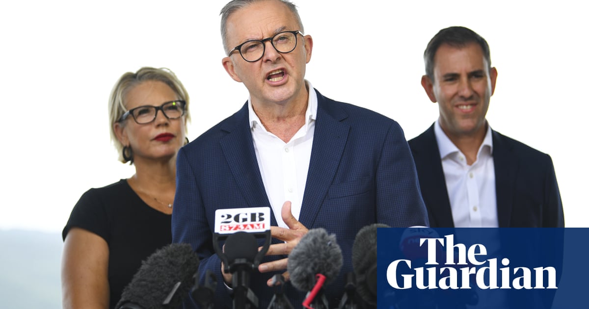 Anthony Albanese says PM’s broken federal Icac promise ‘fails the laugh test’ as Chalmers defends Labor campaign