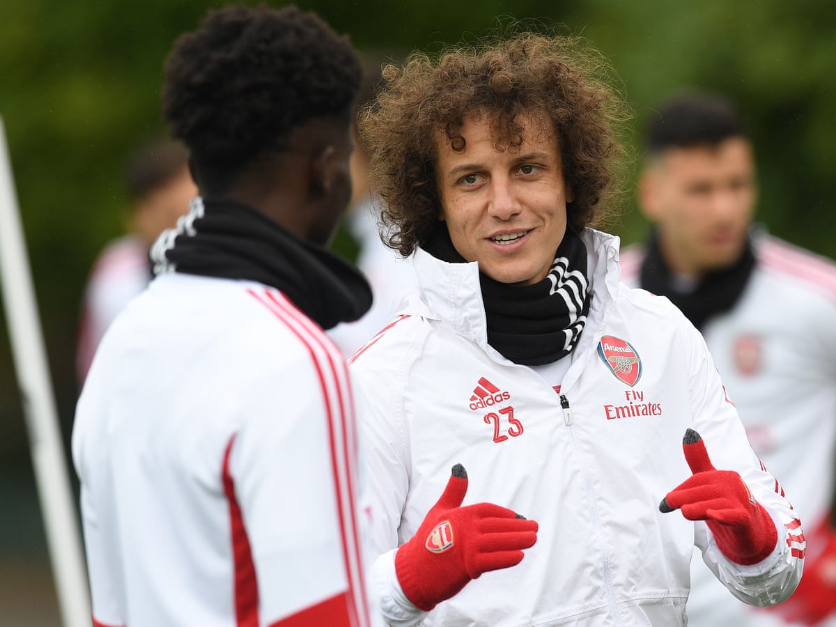 David Luiz S Arsenal Future In Doubt With Contract Set To Expire Next Month Arsenal The Guardian