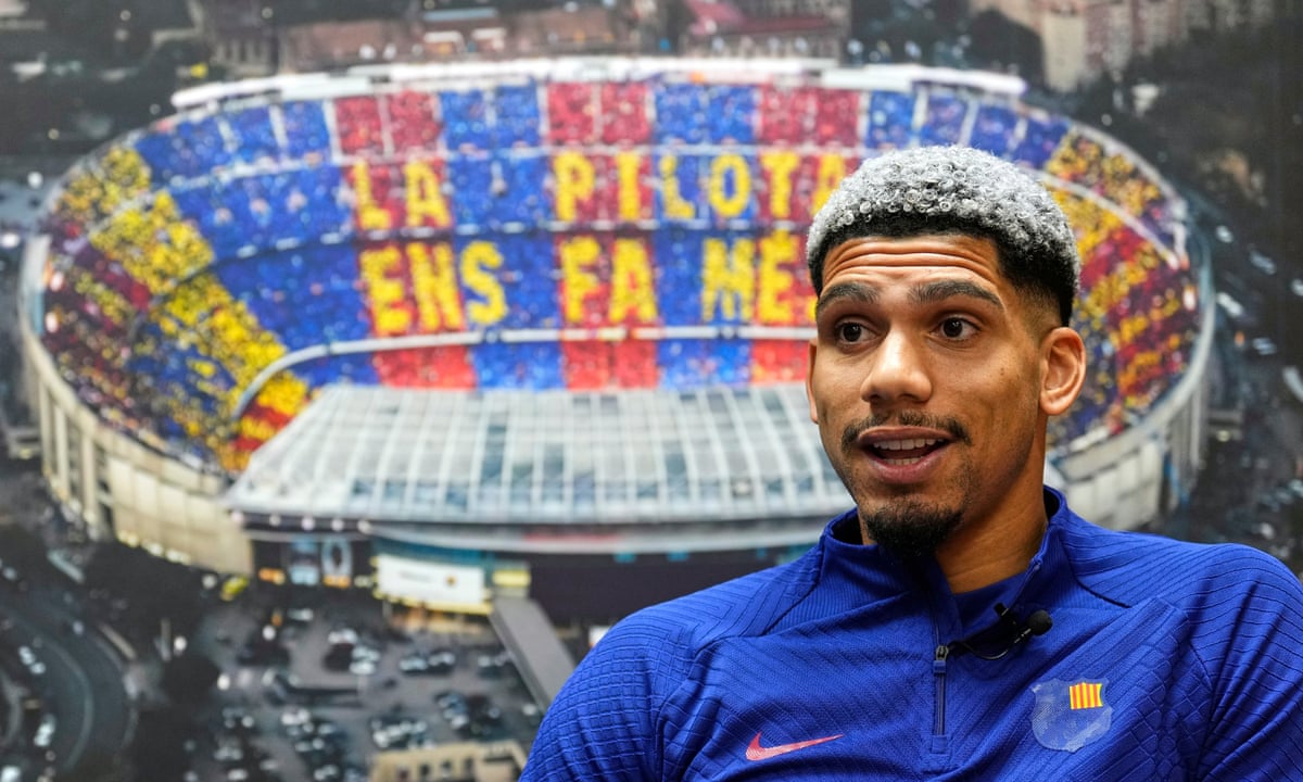 Barcelona's Ronald Araújo: 'I came from a different football. But I told myself, I have to play here' | Barcelona | The Guardian