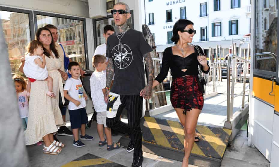 Travis Barker and Kourtney Kardashian are seen on 29 August in Venice, Italy.