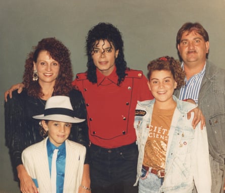 Michael Jackson with the Robsons in 1990.