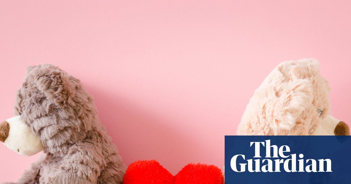 The Year-Round Pain of Estrangement: Families at Christmas