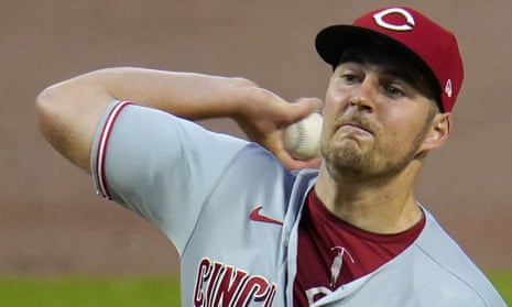 Cy Young winner Trevor Bauer spurns Mets to sign with LA Dodgers