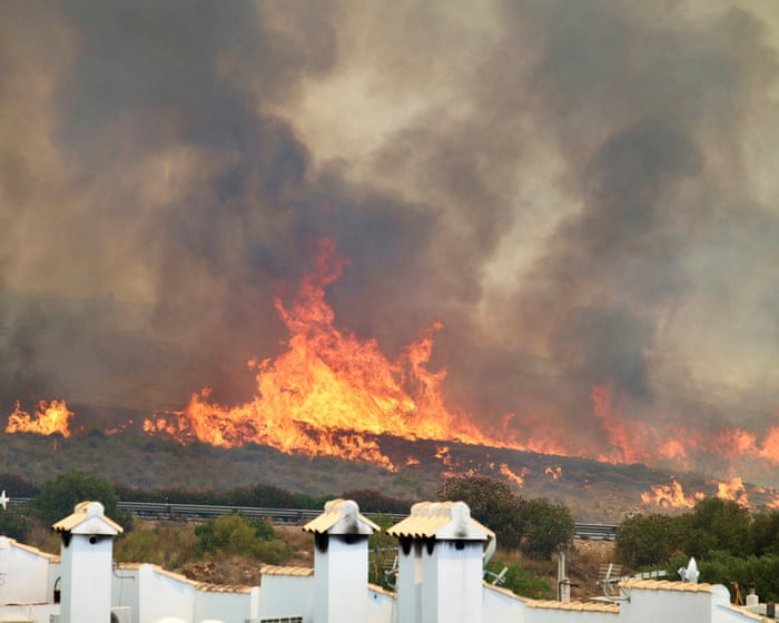 What has caused ‘unprecedented’ deadly wildfire in southern Spain?