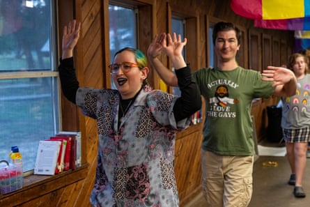 people dancing