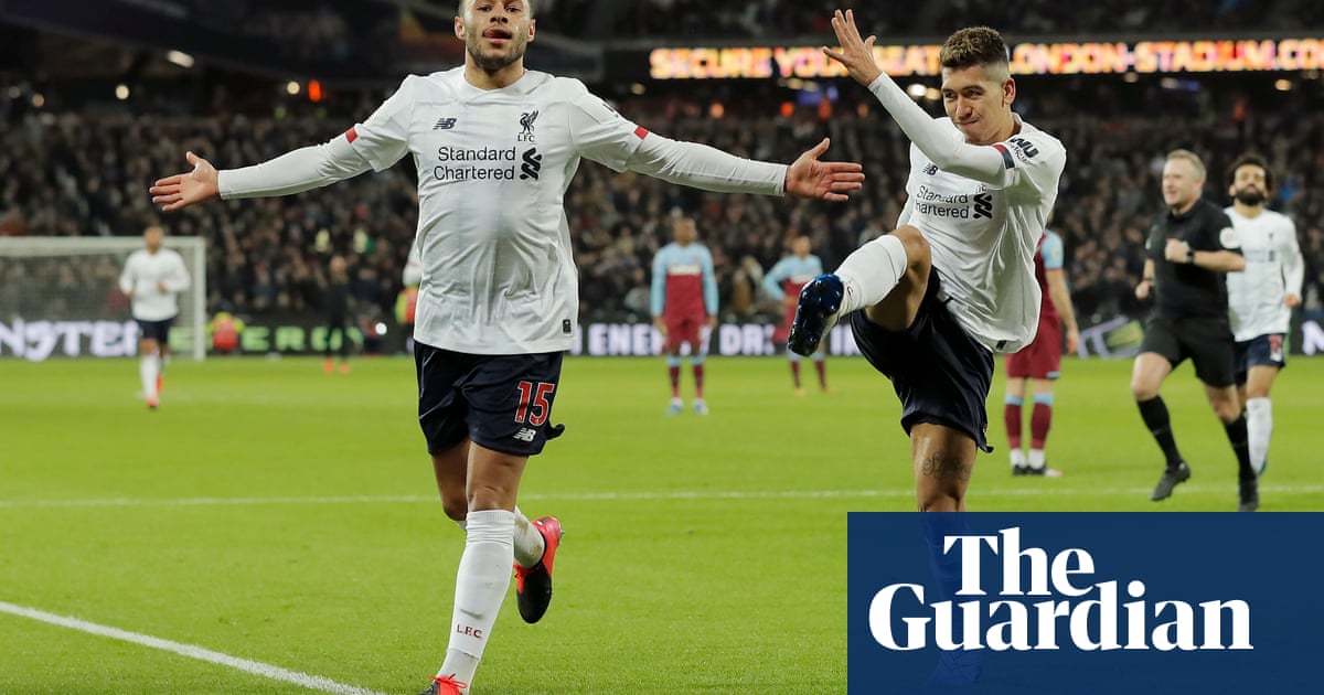 Liverpool 19 points clear after Salah and Oxlade-Chamberlain sink West Ham