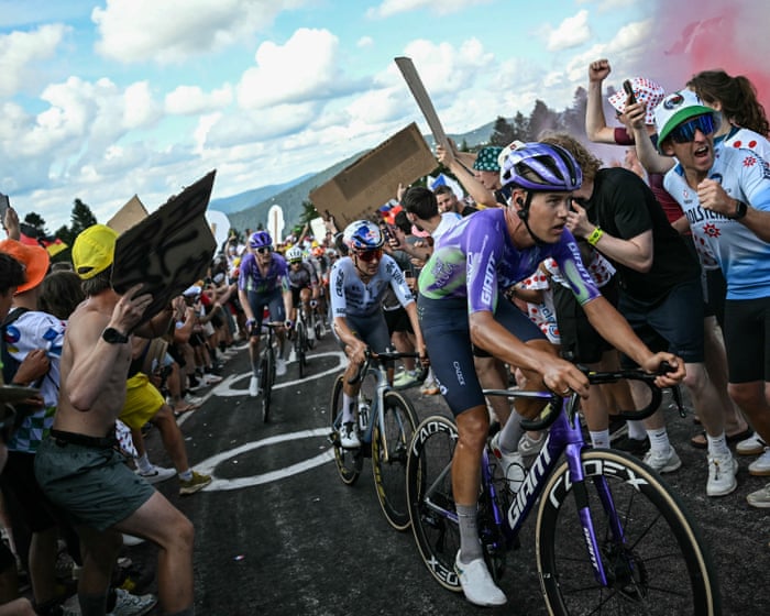 Tom Pidcock surges up standings while Mauro Schmid wins Tour de France stage 13