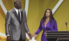 Michael Jordan accompanied Vanessa Bryant on to stage for Saturday’s ceremony