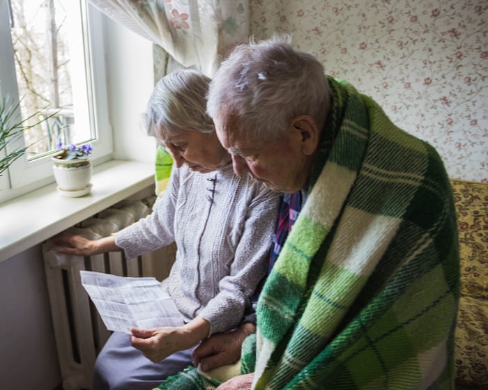Government must stop dithering over energy bill support for the vulnerable | Nils Pratley