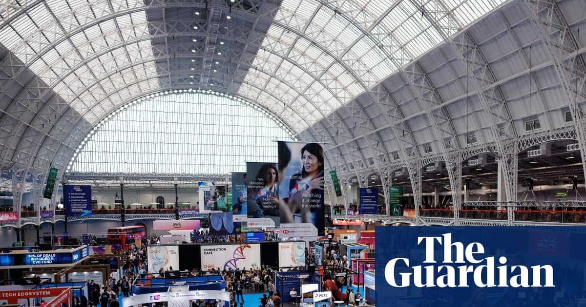 Entrepreneur ‘humiliated’ after London Tech Week turns her and baby away