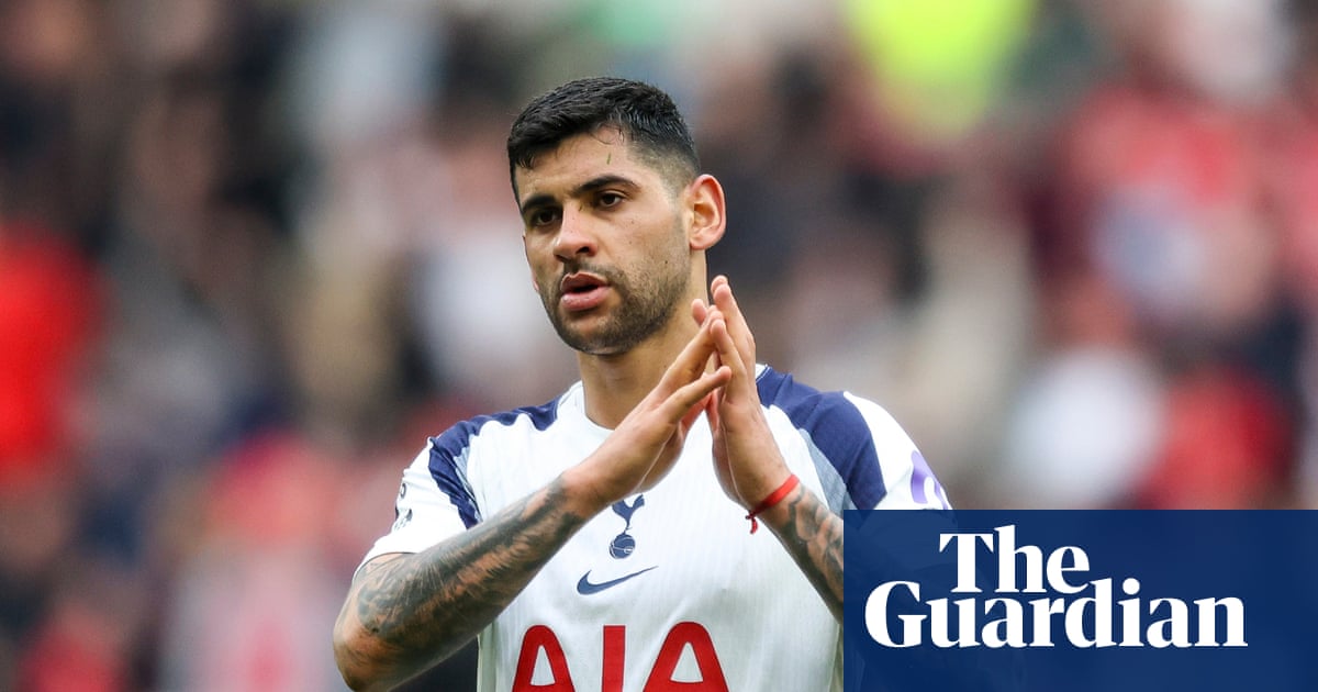 Tottenham and Atlético in talks over Romero with Van de Ven set to sign new deal