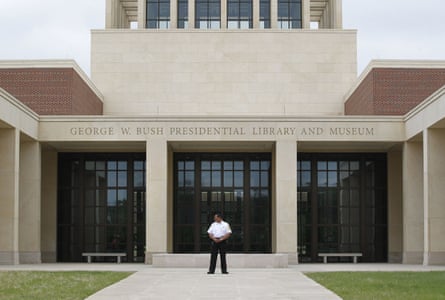 کتابخانه و موزهٔ ریاستجمهوری جورج دبلیو بوش، در دالاس، تگزاس، ۲۰۱۳.