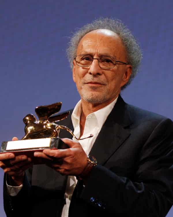 Monte Hellman recibió el Premio Especial León a la Carrera del Festival de Cine de Venecia de 2010 tras el lanzamiento de su película Road to Nowhere.