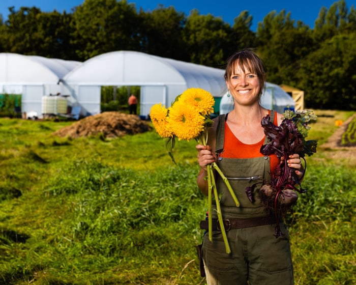 Hyperlocal, seasonal and eco-friendly: British flower farms are coming up roses