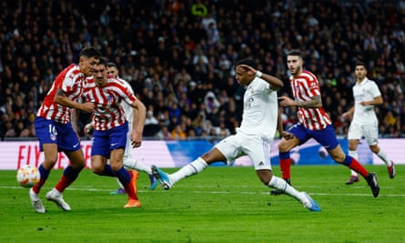 Rodrygo s'enroule dans l'égalisation du Real Madrid contre l'Atletico Madrid.