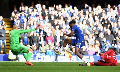 Michy Batshuayi clips the ball past Gomes for his second, and Chelsea’s fourth goal of the game.