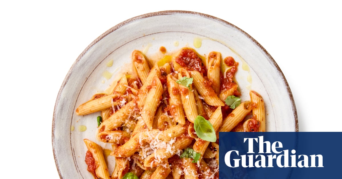 How to make penne all’arrabiata – recipe | Felicity Cloake's Masterclass