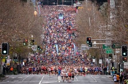 runners on a sydney street