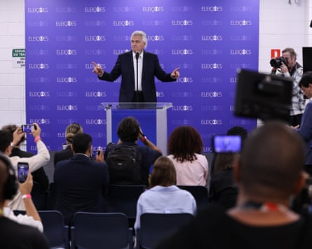 The candidate for the Presidency of Brazil for the Social Democratic Party (PSD), Ronaldo Caiado, speaks at a press conference after the Brazilian network Globo canceled the presidential debate it was scheduled to broadcast, in Rio de Janeiro, Brazil, 01 October 2026