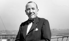 COWARD<br>TO GO WITH STORY TITLED AFTER THE BALL--British actor, composer and playwright Noel Coward smiles aboard the Queen Elizabeth ocean liner as he arrives in New York City in this July 30,1947, file photo. With Sir Noel long gone, actress Irene Worth is preparing for the New York premiere April 21, 2001, of Coward's "After the Ball," an original whimsical musical based on the comedy by Oscar Wilde. (AP Photo/File)
