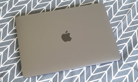 2020 apple 13in macbook pro review