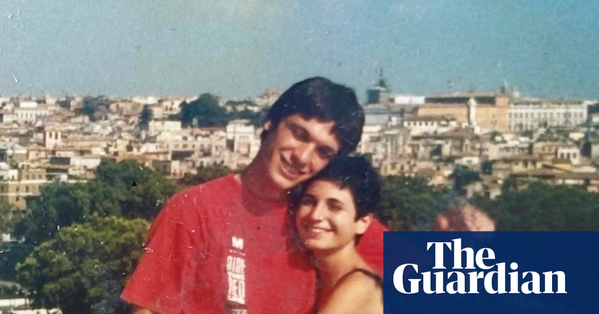 A moment that changed me: I bumped into my ex-boyfriend in the bar where we'd met 12 years before