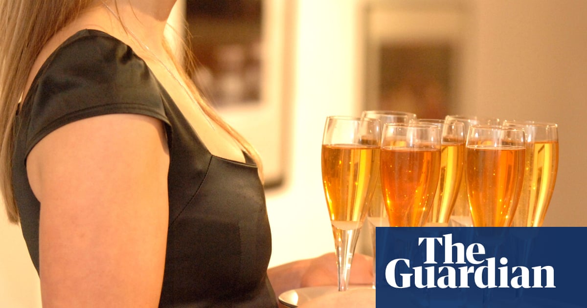 Young people ‘more likely to leave for health reasons when in low-paid, insecure jobs’