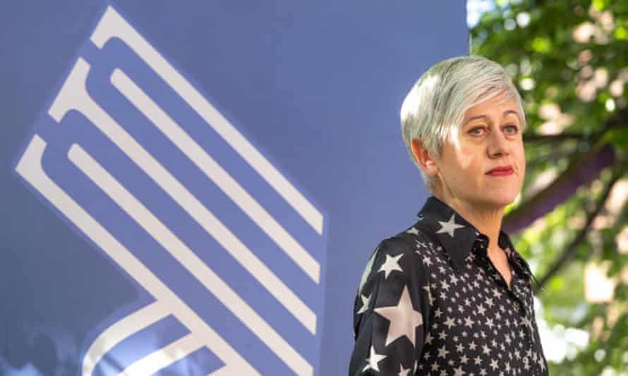 ‘The ground is unstable but there are pleasures all around’ – goodbye to the joy of small things 3 British singer, songwriter and writer Tracey Thorn attends a photocall during the Edinburgh International Book Festival 2021 on August 27, 2021 in Edinburgh, Scotland