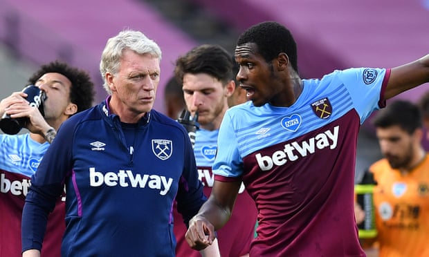 David Moyes and Issa Diop were two of the three West Ham employees to test positive for Covid-19 only 70 minutes before the Carabao Cup tie against Hull on Tuesday.