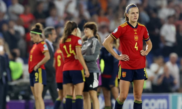 Captan Irene Paredes was not among the 15 players who sent letters but supports their aims.