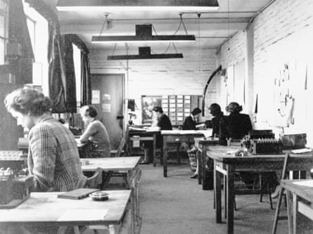 Black and white photograph of codebreakers at Bletchley Park, Britain, in 1943