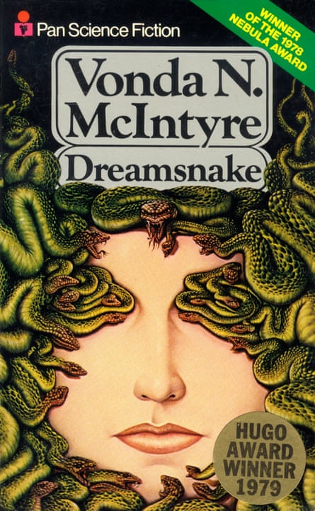 The cover of Vonda N McIntyre's novel Dreamsnake