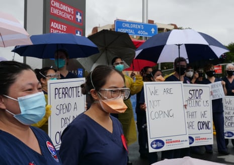 ICU nurses rally outside Westmead Hospital in Sydney