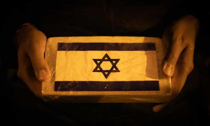 Un paquete de cocaína estampado con la estrella de David, una referencia a la creencia pentecostal de que el regreso de los judíos a Israel representa un progreso hacia la segunda venida.