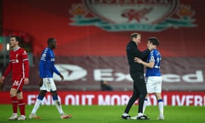 Duncan Ferguson celebrates with Séamus Coleman at Anfield.