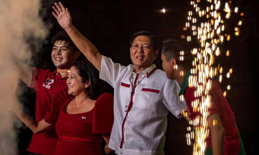 Ferdinand “Bongbong” Marcos Jr. and his family take part in his last campaign rally before the election on 7 May 2022 in Paranaque, Metro Manila, Philippines.