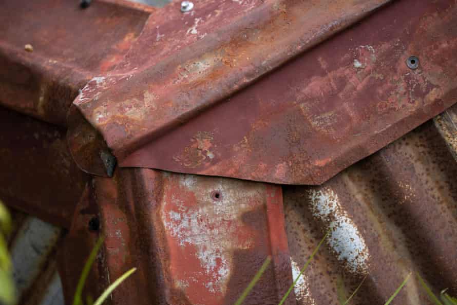 Detail of the rusted roof