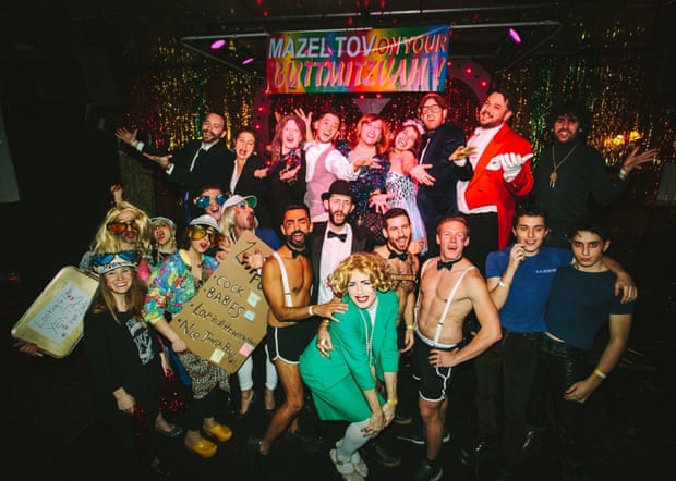 Buttmitzvah.