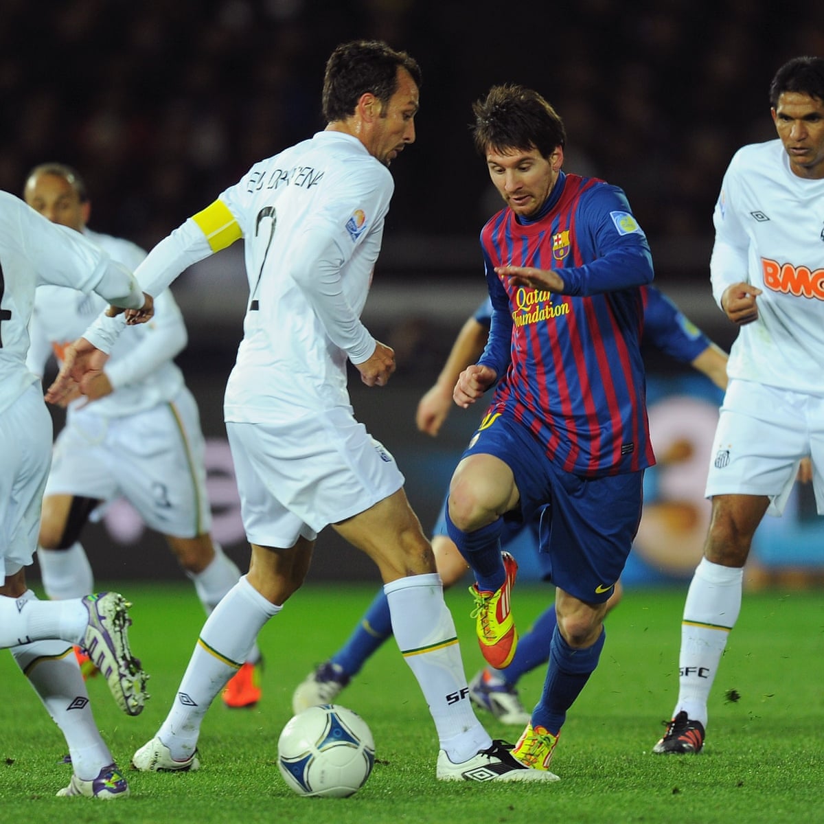 Golden Goal Lionel Messi For Barcelona V Santos 2011