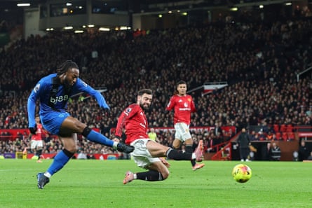 Antoine Semenyo fires home Bournemouth’s equaliser in the 40th minute at Old Trafford.