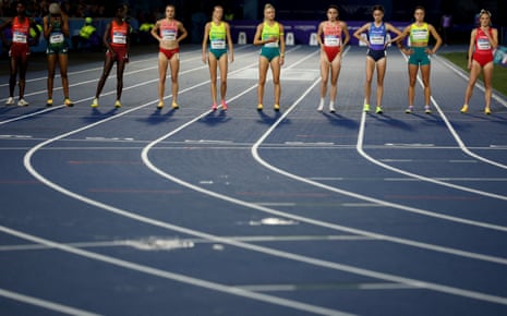 The athletes before the Women