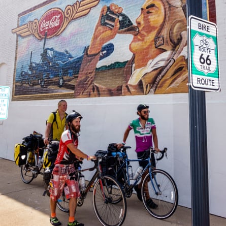 Cyclists on Route 66