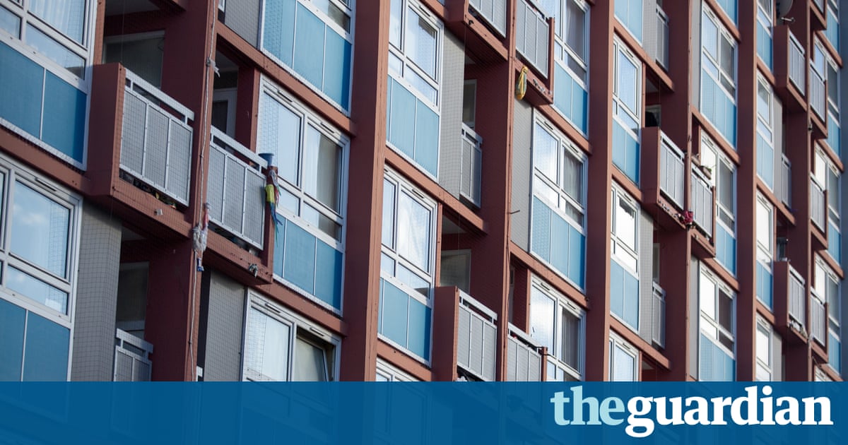 Social housing tenants will need to live in an area for four years to